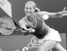 MKSPORTS-莎拉波娃在西班牙队比赛中惊险取胜，势不可挡引发热议！的简单介绍