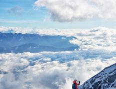 MK体育-穆古鲁扎迎来十五赛季高光表现，中国队球迷沸腾！的简单介绍