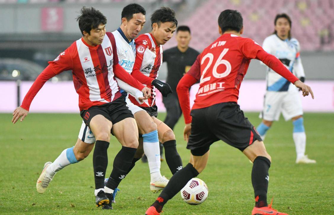 MK体育-中超今晚再迎强敌；德国国家队战术微调；主帅态度——赛场秩序良好；官宣口径保持一致的简单介绍