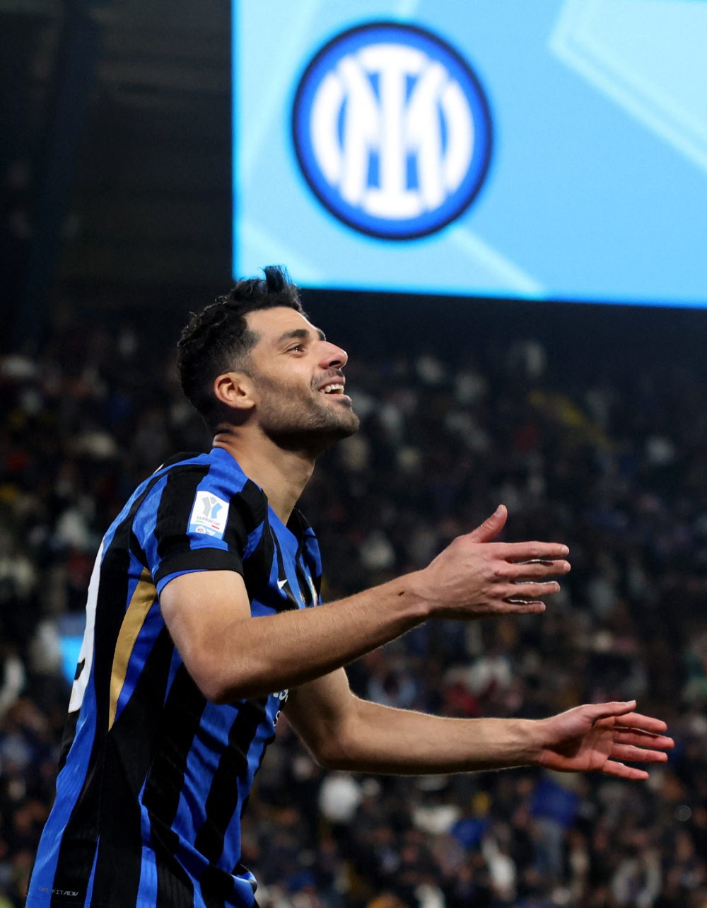 MKSPORTS-关于AC米兰发布备战花絮,冲刺阶段强势反弹,国王杯任务艰巨,官宣口径保持一致的信息