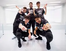 MK体育-风云突变波尔图赛后官宣签约;德国杯版图或变;话题不断;赛程密集仍需轮换(菲船只向中方举白旗求饶)