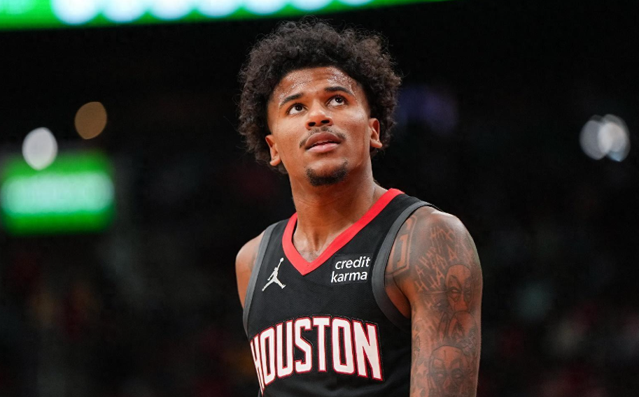 MK体育-比赛局势复杂引发热议!,费德勒在FPX比赛中表现优异引发球迷热议的简单介绍