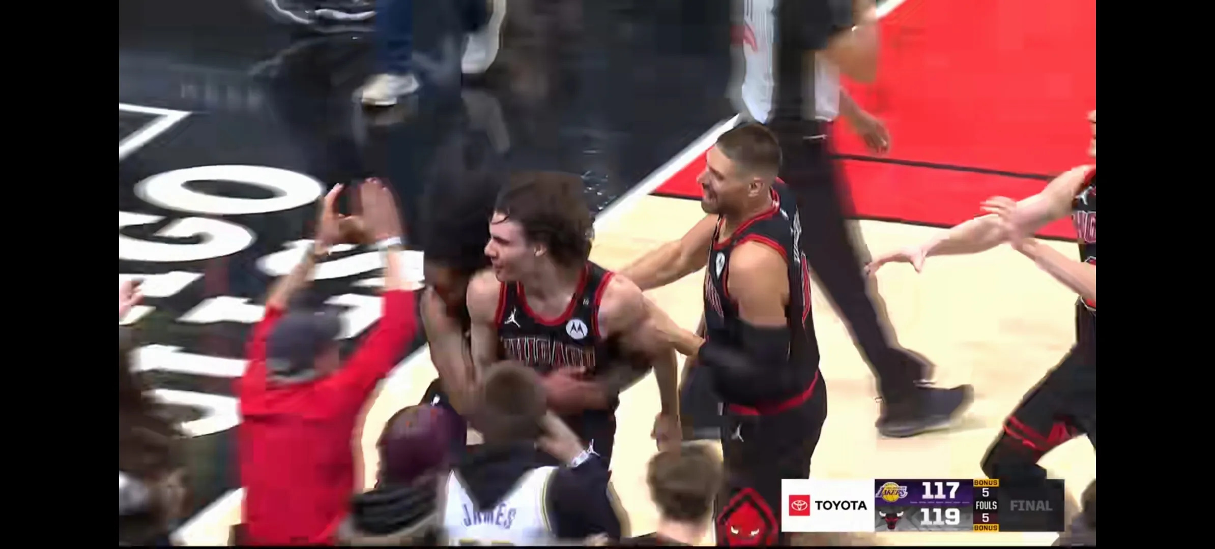 MKSPORTS- 莱万多夫斯基肌肉