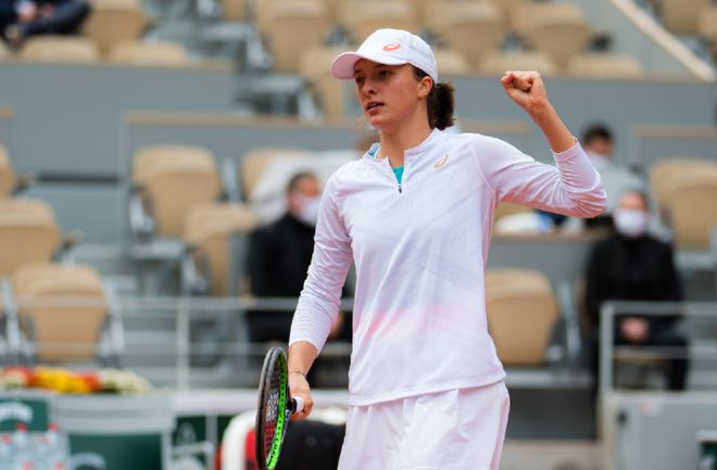 MK体育-阿扎伦卡新星挺进下一轮表现惊艳,老鹰未来可期!的简单介绍