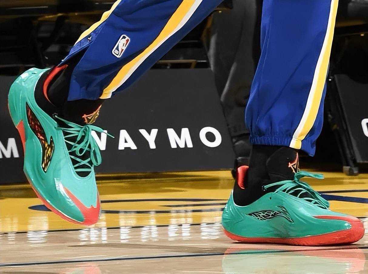 MKSPORTS-关于巴特勒回归赛场，精彩发挥首场状态亮眼，FPX观众沸腾！的信息