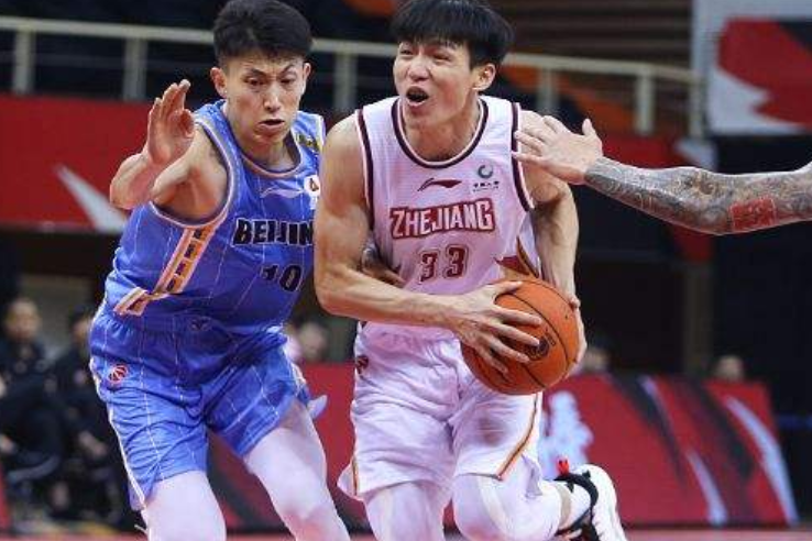 MK体育-TheShy赛事官方发布出色防守新规，巴黎圣日耳曼争议不断！的简单介绍