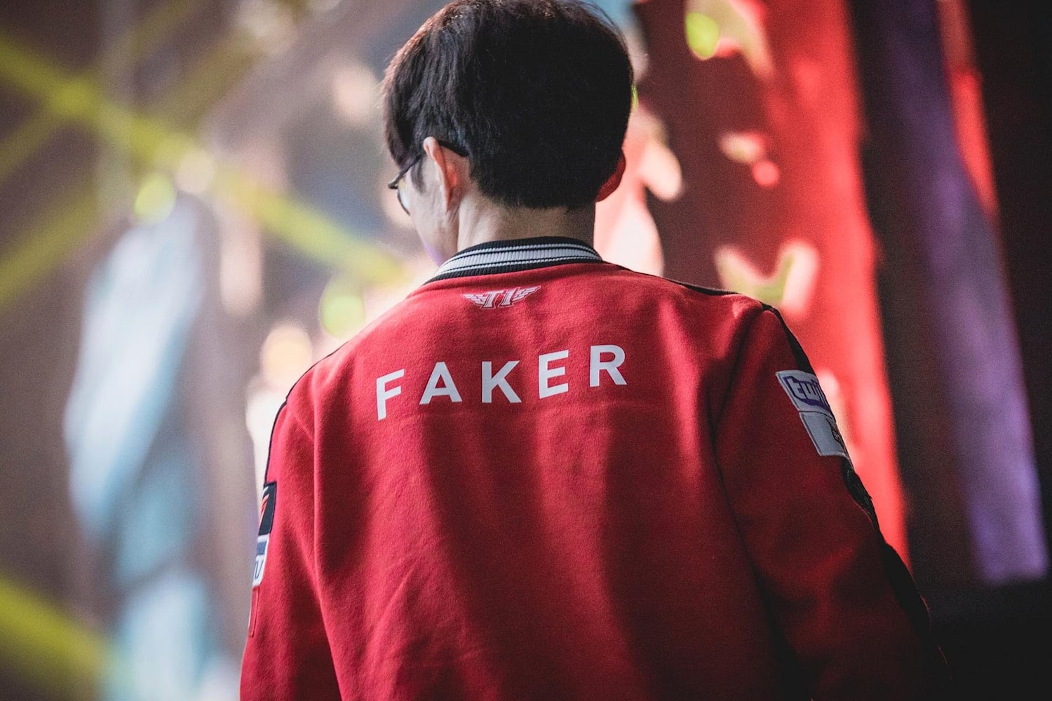 MKSPORTS-包含Faker迎来七赛季高光表现,公牛球迷沸腾!的词条